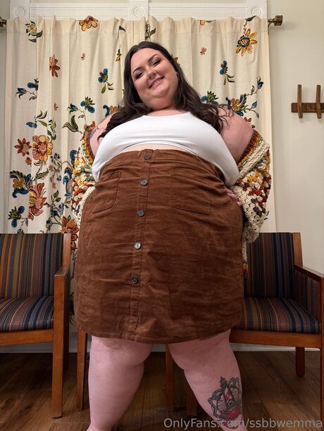 petite asian onlyfans naked photos