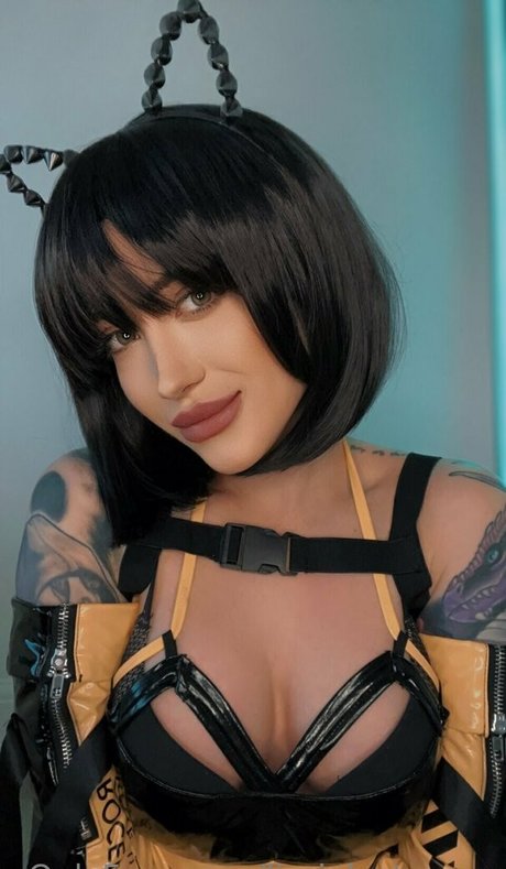 Lizzie Le Strange nude star galleries