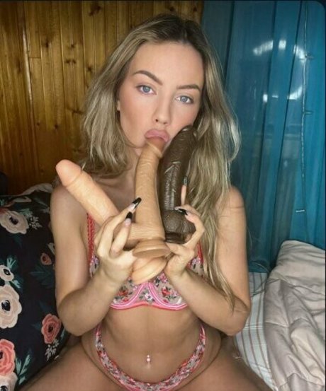 black threesome onlyfans beautiful pics