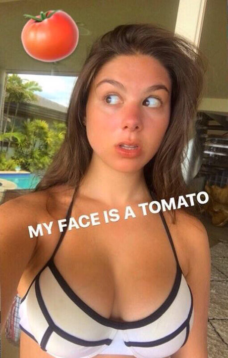 Kira Kosarin star top images