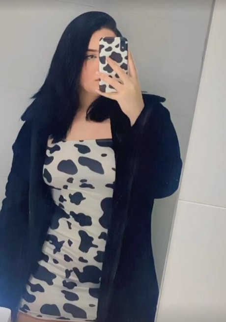 Miaumiauloira adult model archive