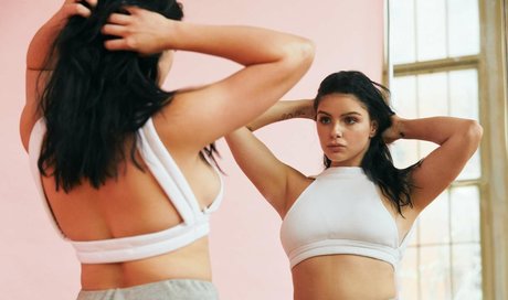 big tits skinny onlyfans free naked gallery