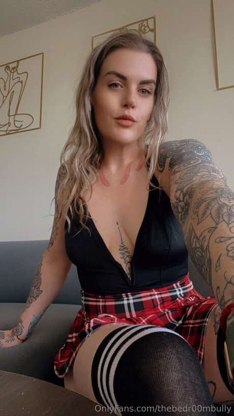 thebedr00mbully nudes actress picture