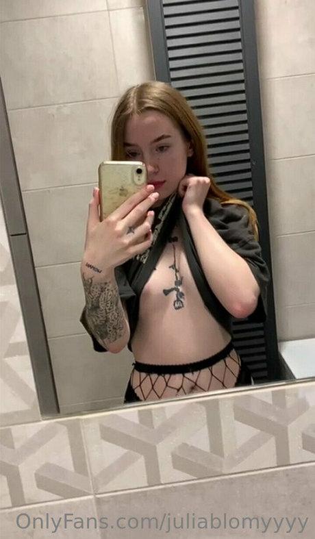 juliablomyyyy hd model picture