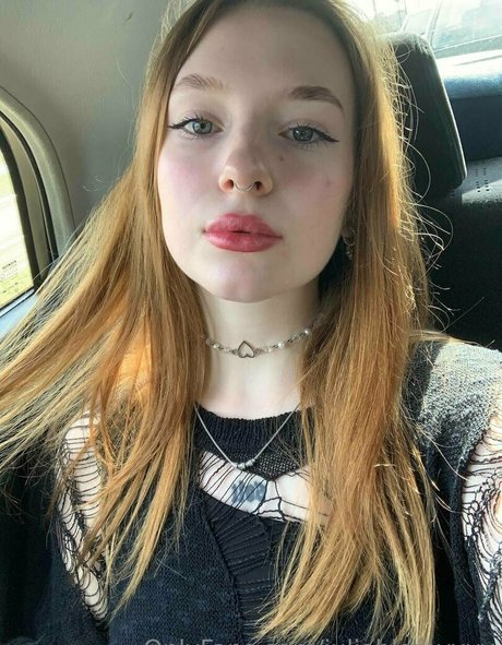 juliablomyyyy star pic