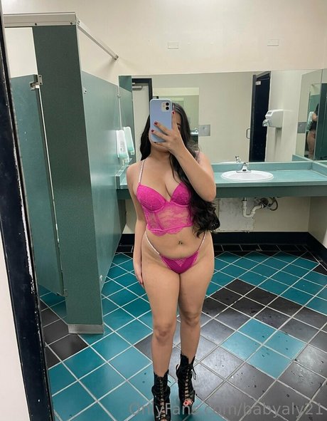 babyaly21 pornographic model img