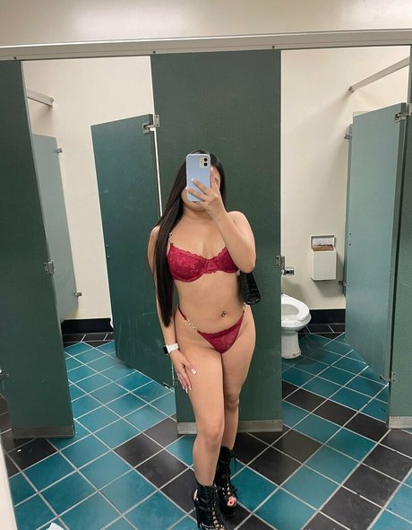 babyaly21 sex model galleries