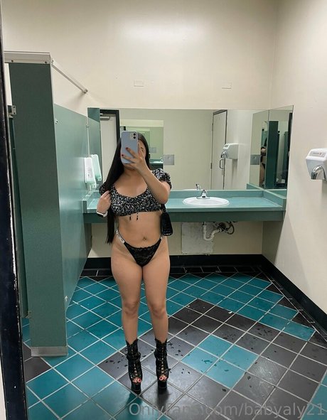 babyaly21 model hot pictures