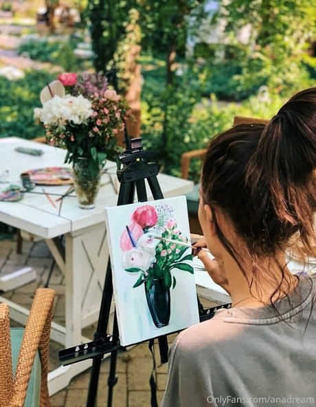 Dreamana pornstar art photo