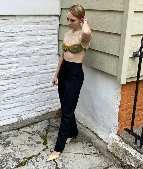 curvy muscle onlyfans beautiful nude image