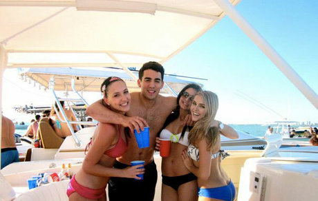 AnnaSophia Robb pornstar naked photo