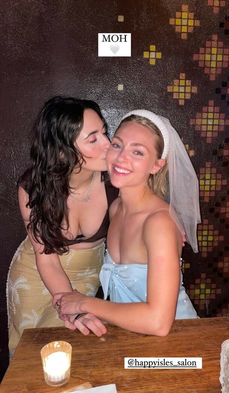 AnnaSophia Robb pornstar art picture