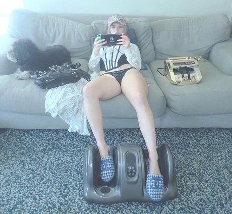 Lexee Smith exclusive star gallery