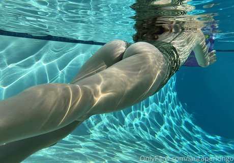 Laura Perlongo perfect star photo