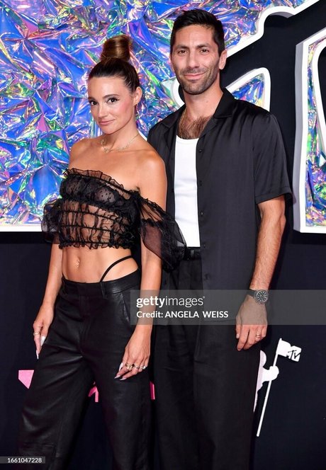 Laura Perlongo pretty actress pics