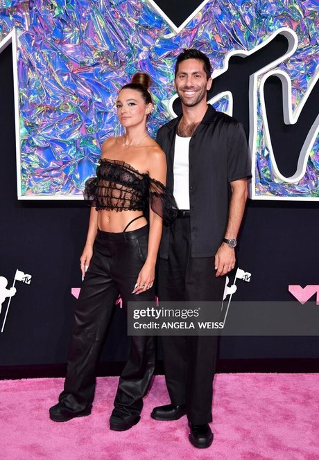 Laura Perlongo best actress photos