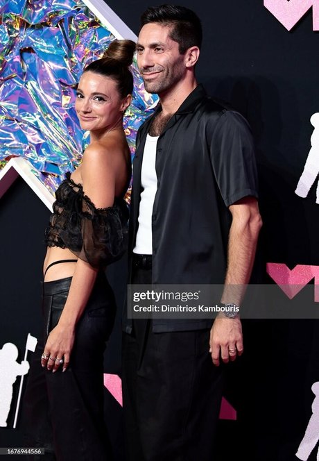 Laura Perlongo model sex image