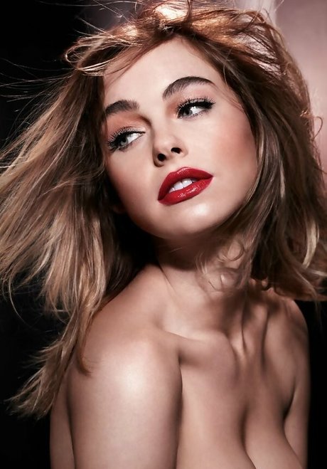 Elizabeth Turner model pretty archive