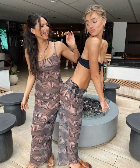 Elizabeth Turner pornstar nice gallery