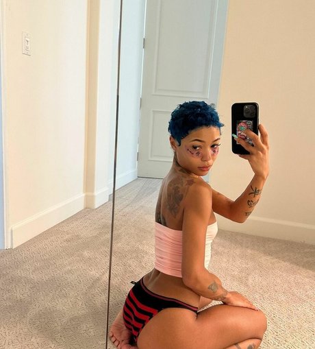 mature asian onlyfans art nude images