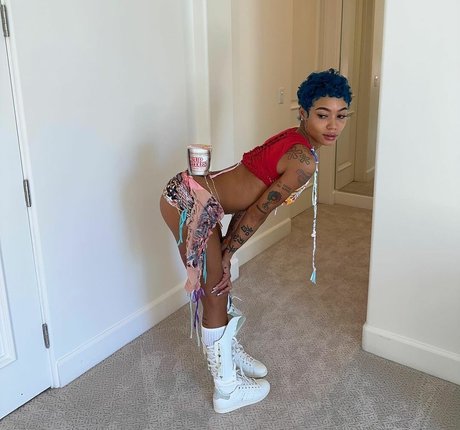 muscle girls onlyfans beautiful naked image