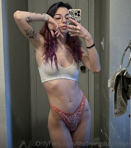 Kaylin Peters pretty pornstar img