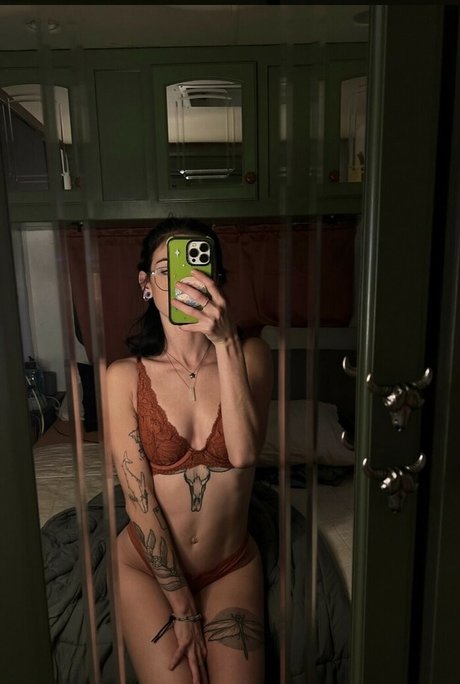 Kaylin Peters star exclusive picture