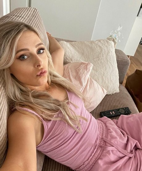 Milschbaum sexy star images