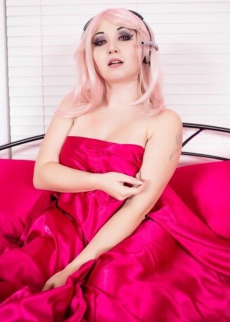 Abadon sexy model img