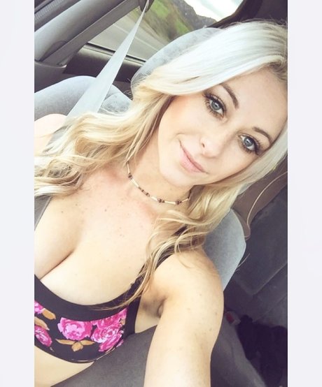 Abbyyyyyx0x0 xxx model galleries