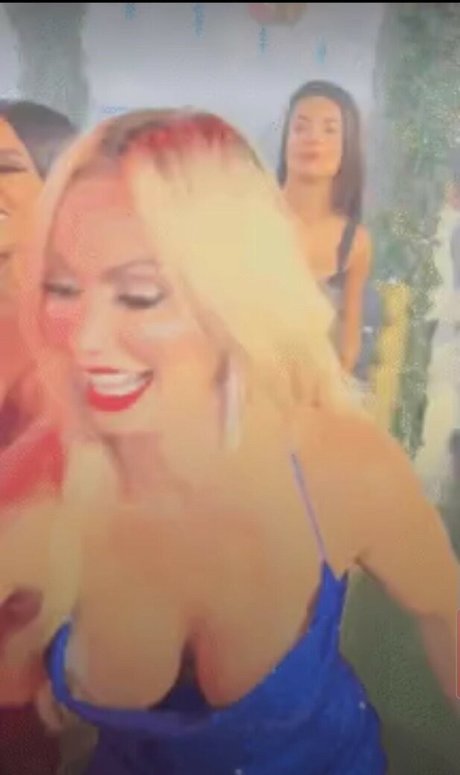 Vivi Winkler porn star gallery