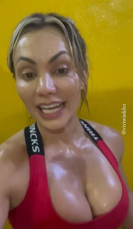 Vivi Winkler hot actress image