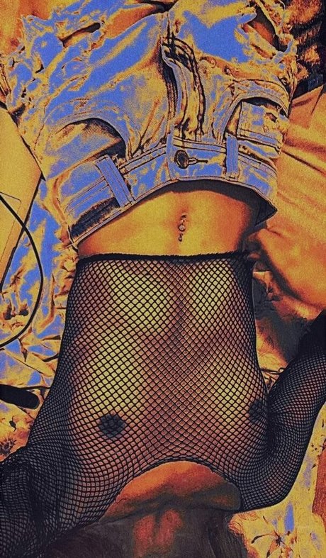 _leticialopes10 hot actress photos