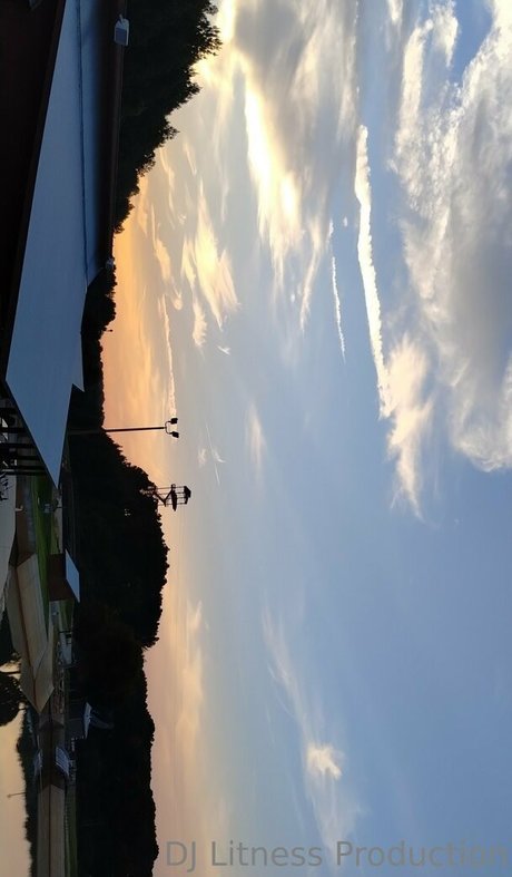 dj litness Quick photo