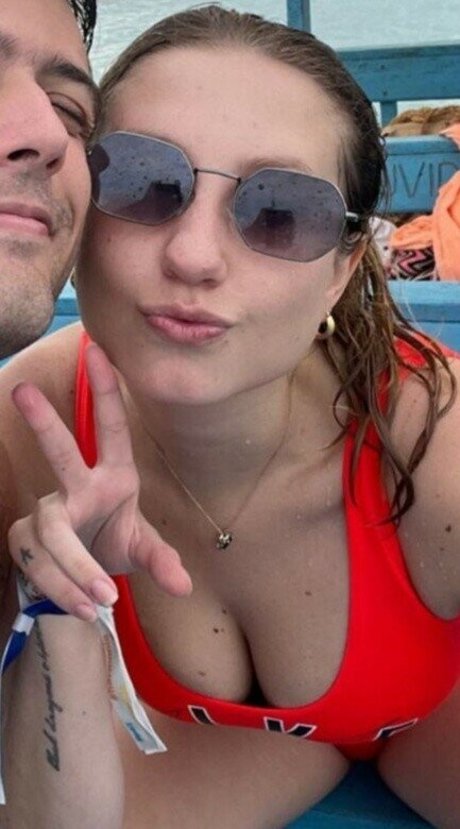 CherryGumms pornographic actress pictures