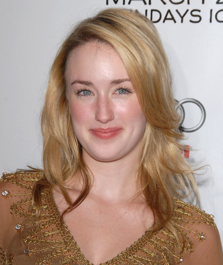 Ashley Johnson star hd photos
