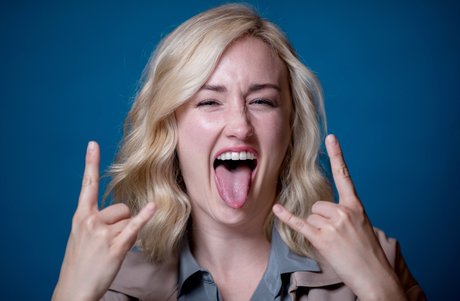 Ashley Johnson star pretty photo