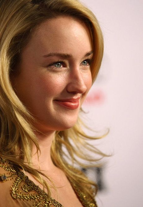 Ashley Johnson beautiful star pictures