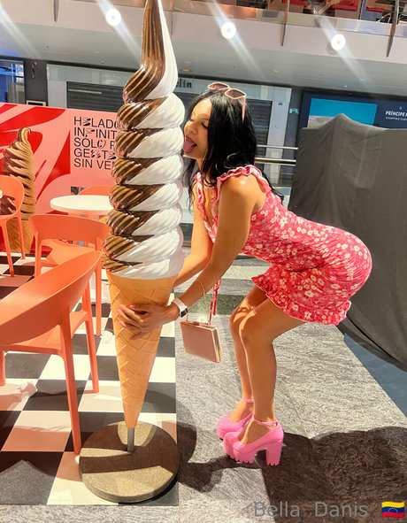 bellapussy25 art actress picture