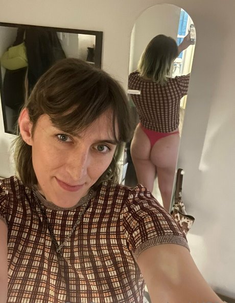 xxpissgirl420xx top model pictures