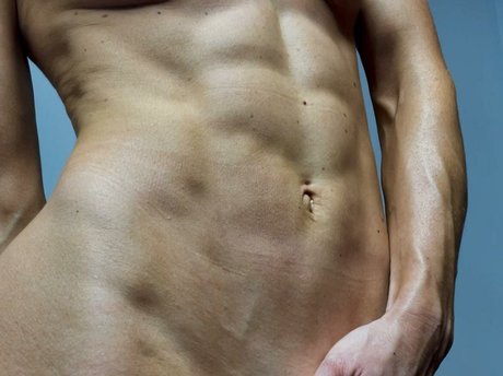 Kitty Lo star pornographic photos