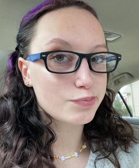 MuscleMommy002 sex star image