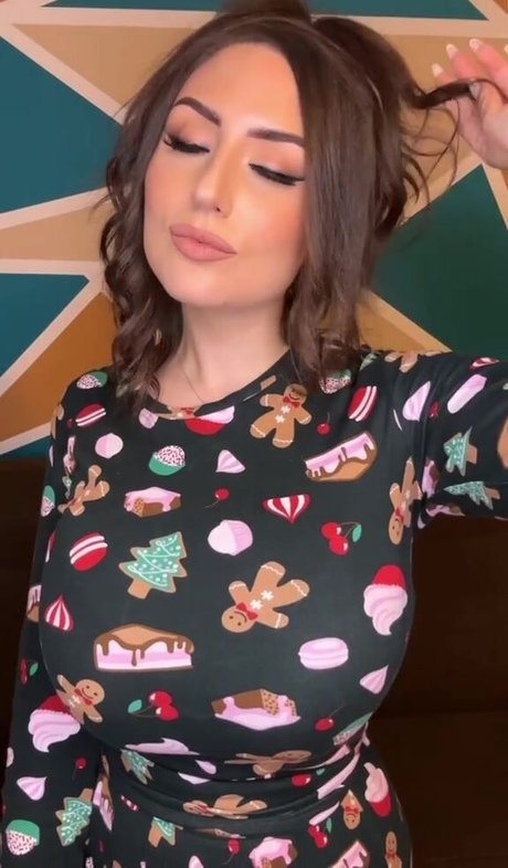 Chiara M porn actress archive