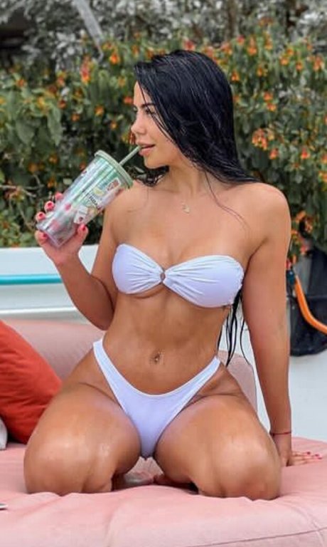 Herbalife Girls beautiful actress pics