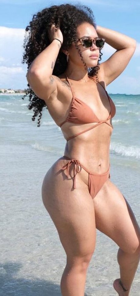 Herbalife Girls model sex images