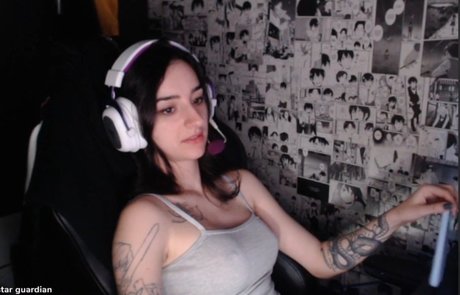 Leticia Caputi model free pictures