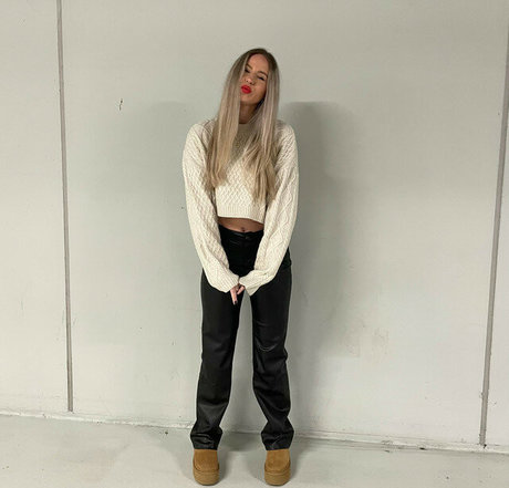 sex asian onlyfans beautiful photos