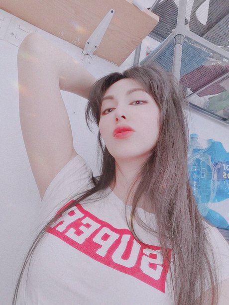 asmr summer onlyfans top photos