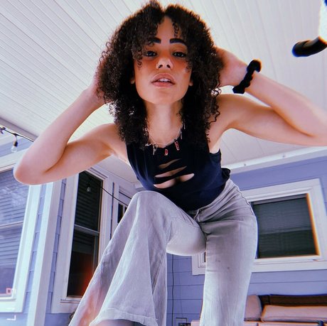 BlackKrystel hd star photos