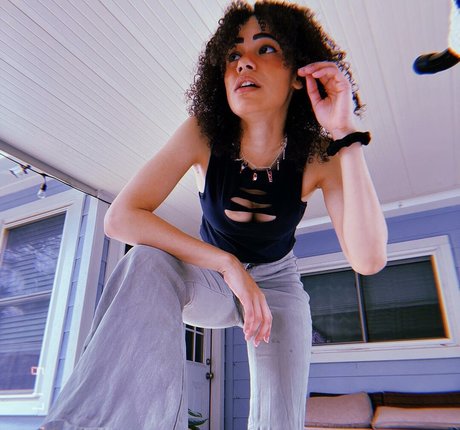 BlackKrystel xxx pornstar pictures